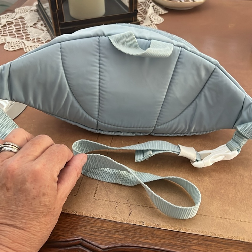 Adidas powder blue Fanny pack or sling GUC - Picture 3 of 5